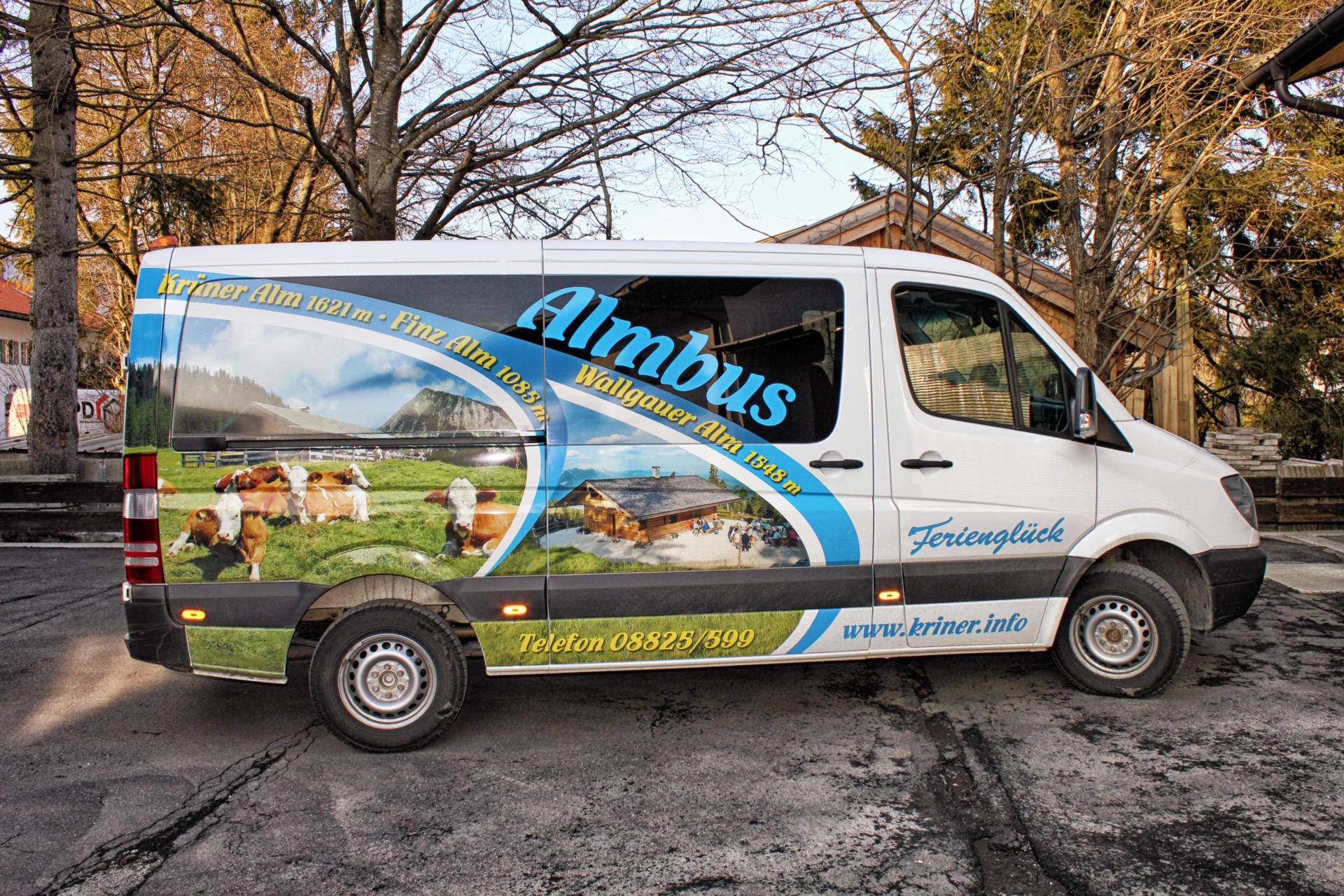 Mercedes-Benz Sprinter Almbus